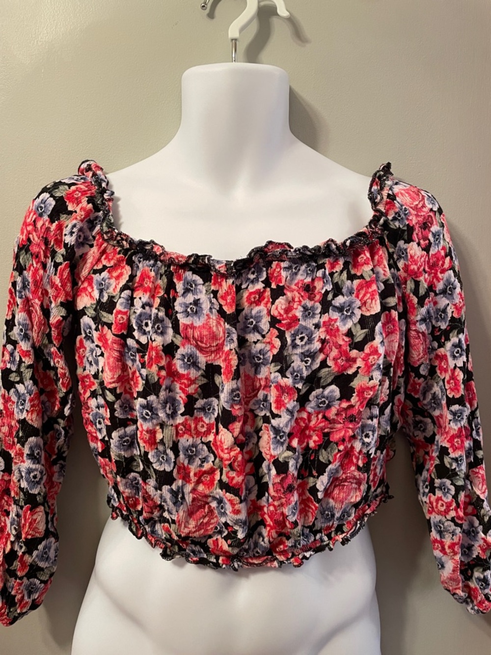 DYNAMITE Black Multicolour Floral Gold Thread Peasant Y2K Coquette Crop Top